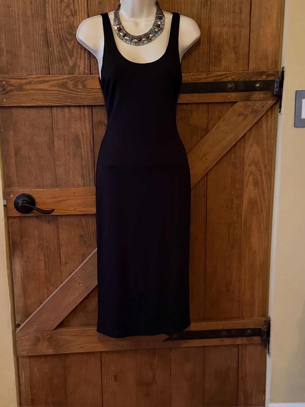 Alice + Olivia Black Scoop Neck Midi Tank Dress